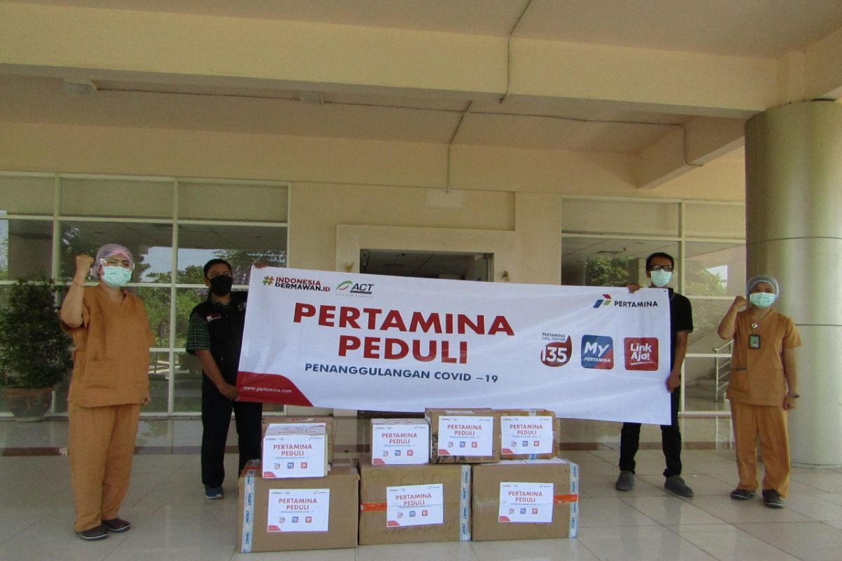 Pertamina beri ratusan APD ke RS Rujukan di Jatim-Bali-NTB