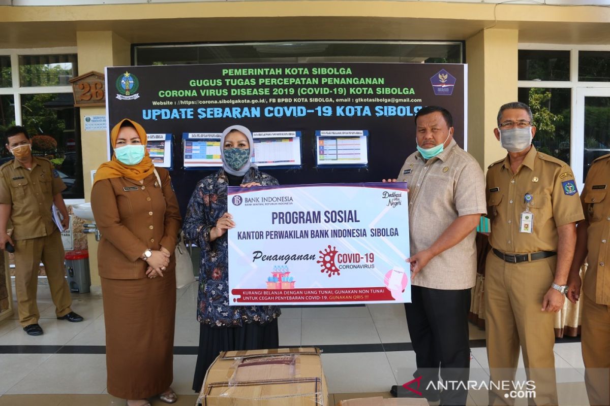 KPw Bank Indonesia Sibolga serahkan bantuan APD COVID-19