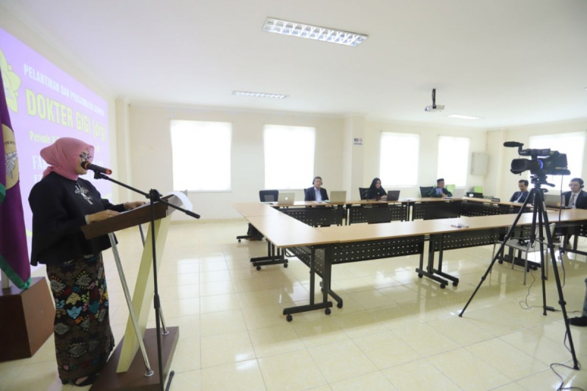 23 Dokter Gigi Unsyiah dilantik secara daring