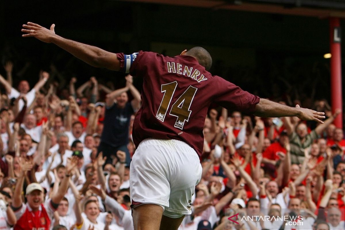 Siapa sangka tiga gol Thierry Henry jadi salam perpisahan Arsenal dengan Highbury