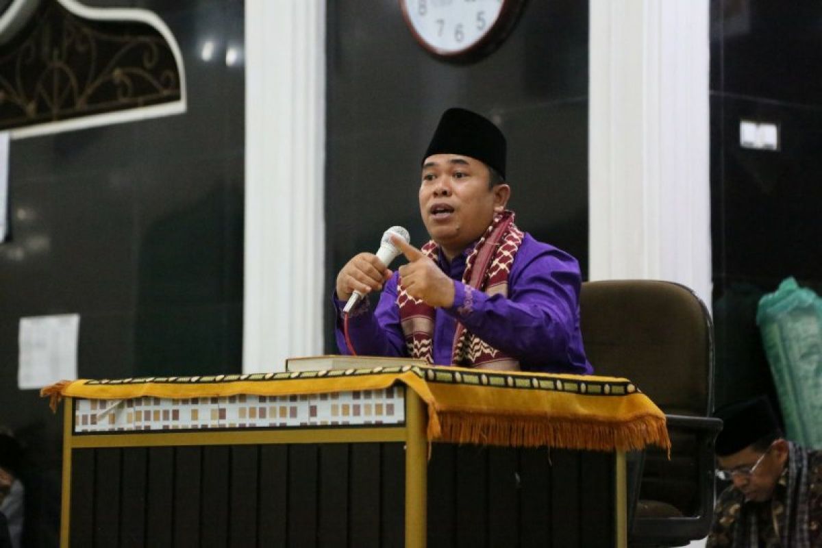 MUI Padang izinkan ibadah berjamaah di masjid wilayah yang aman dengan  syarat