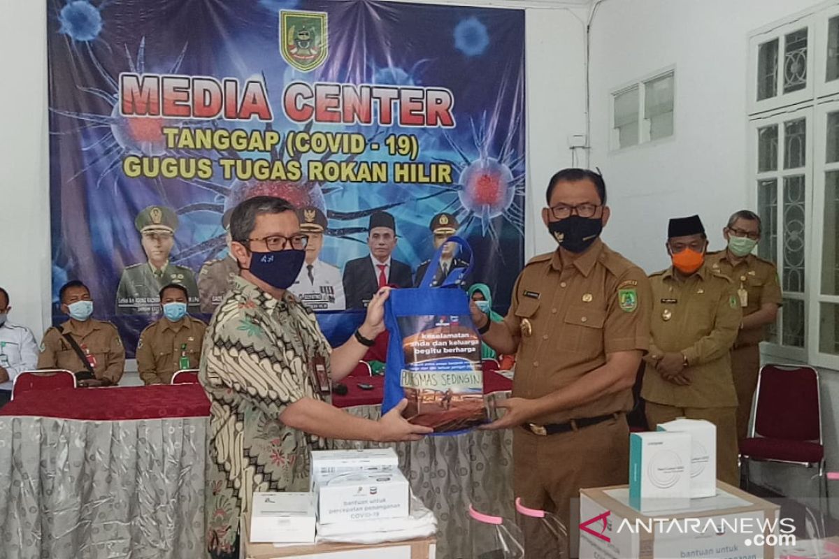 SKK Migas - PT CPI salurkan bantuan medis COVID-19 ke tujuh kabupaten Riau