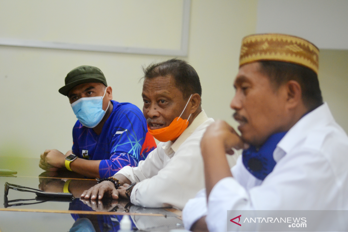 Ketua DPRD Gorontalo utara imbau warga patuhi PSBB