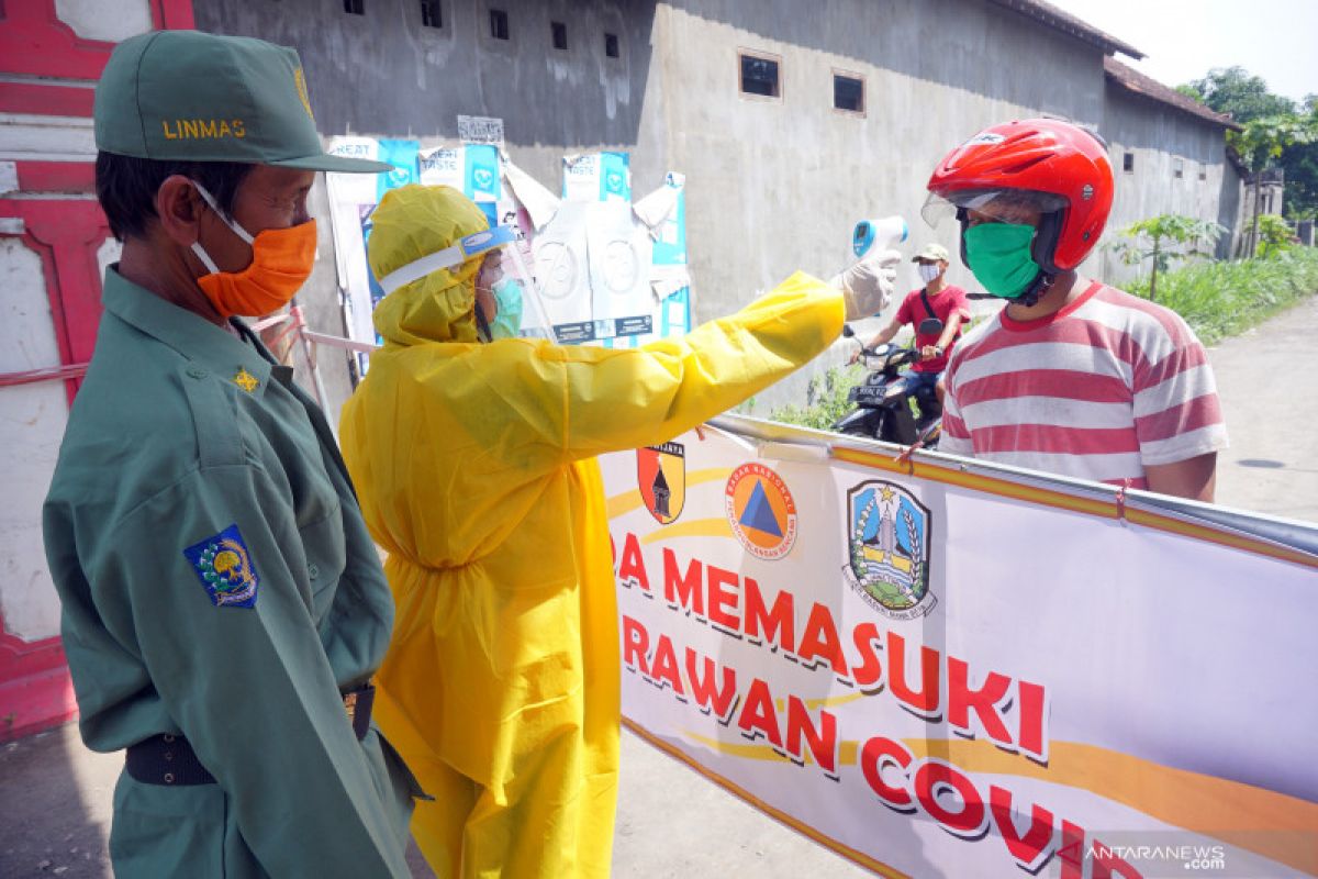 Pemkab Tulungagung longgarkan karantina wilayah desa terpapar COVID-19