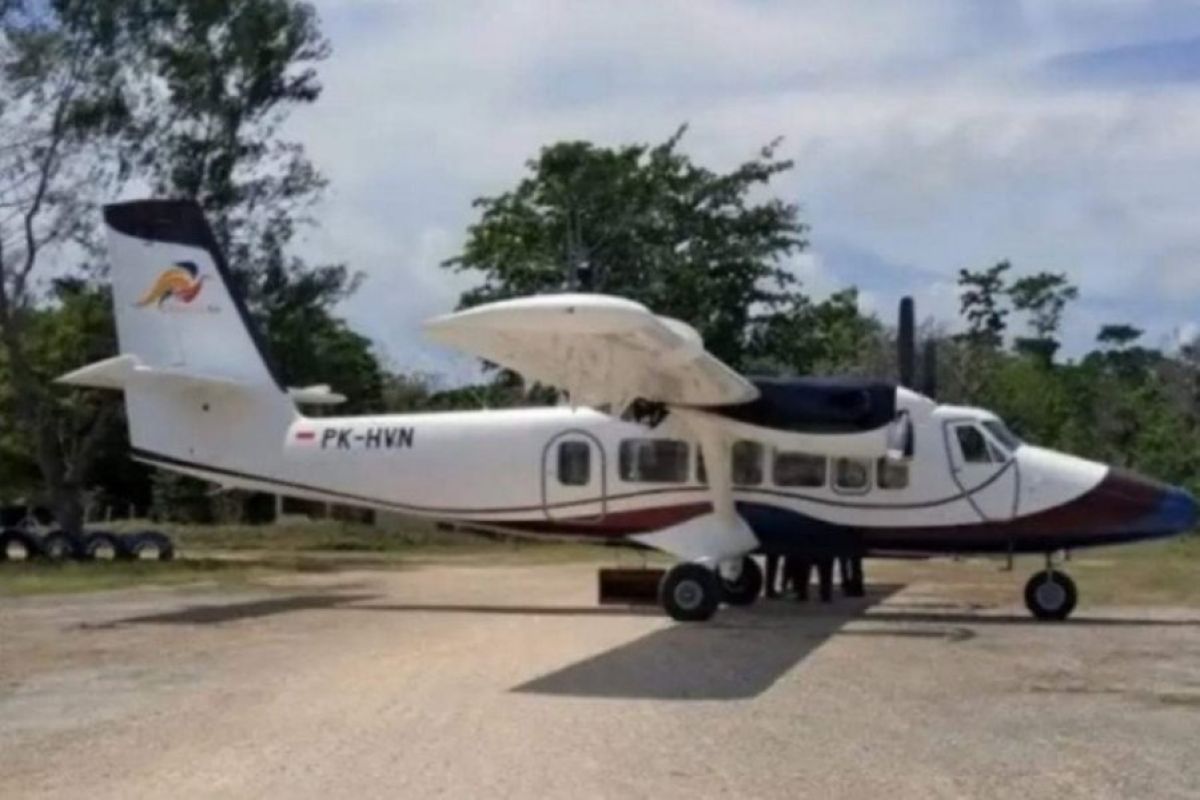 Pesawat carteran jemput sampel 'swab' di Flores dan Sumba