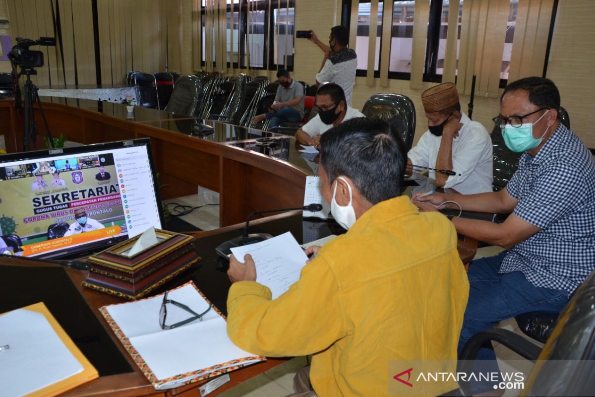 Bupati Gorontalo evaluasi penerapan PSBB bersama Gubernur