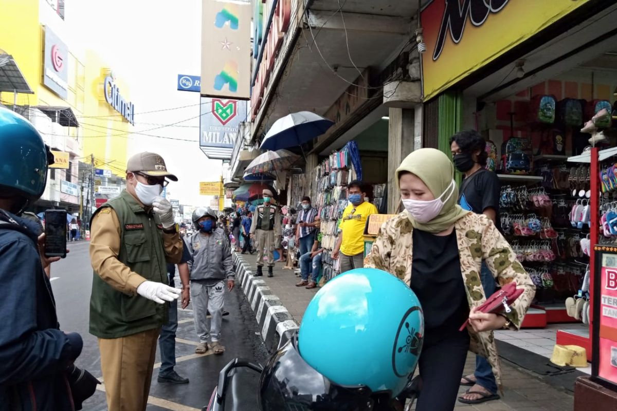 PSBB Jabar, Pemkot Sukabumi berlakukan larangan parkir di pusat perbelanjaan