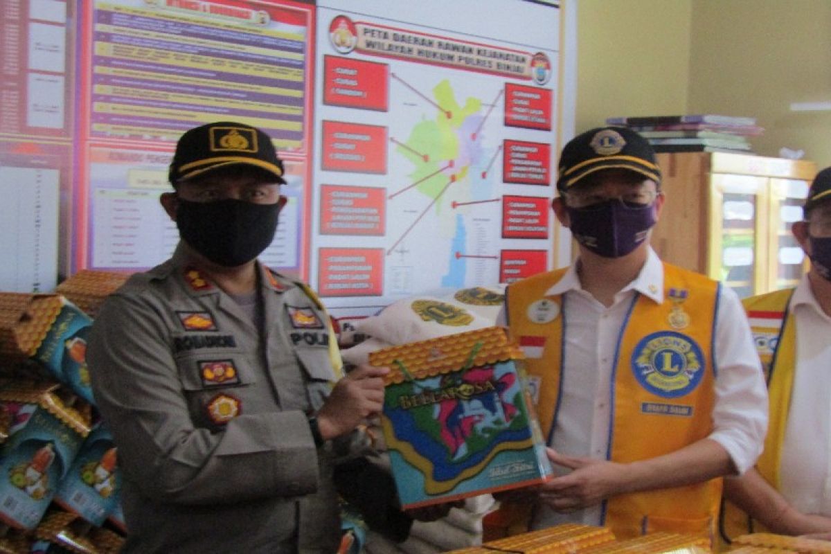 Polres Binjai terima bantuan dari Lions Clubs antisipasi COVID-19