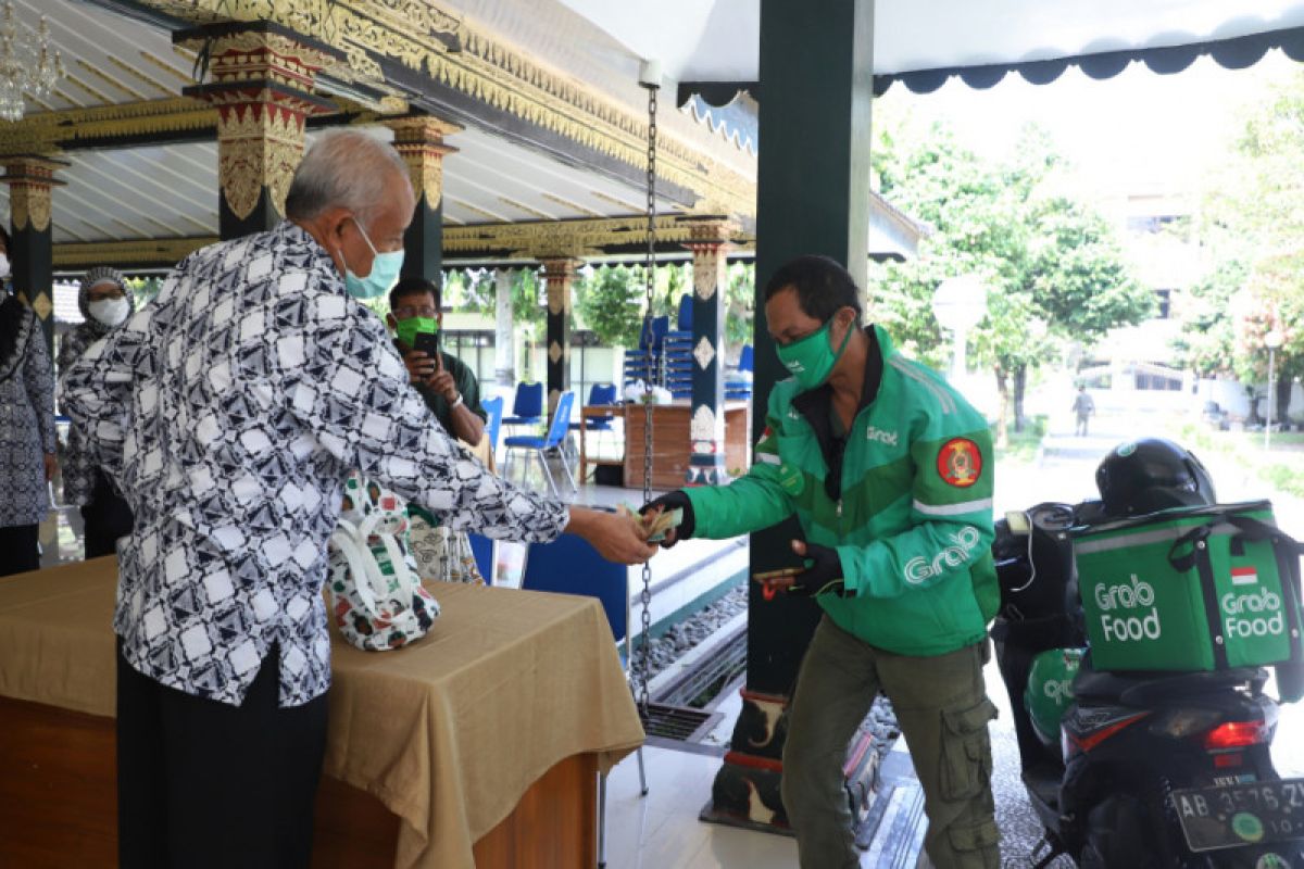 Pemkab Sleman menggandeng Grab untuk pelayanan belanja di pasar