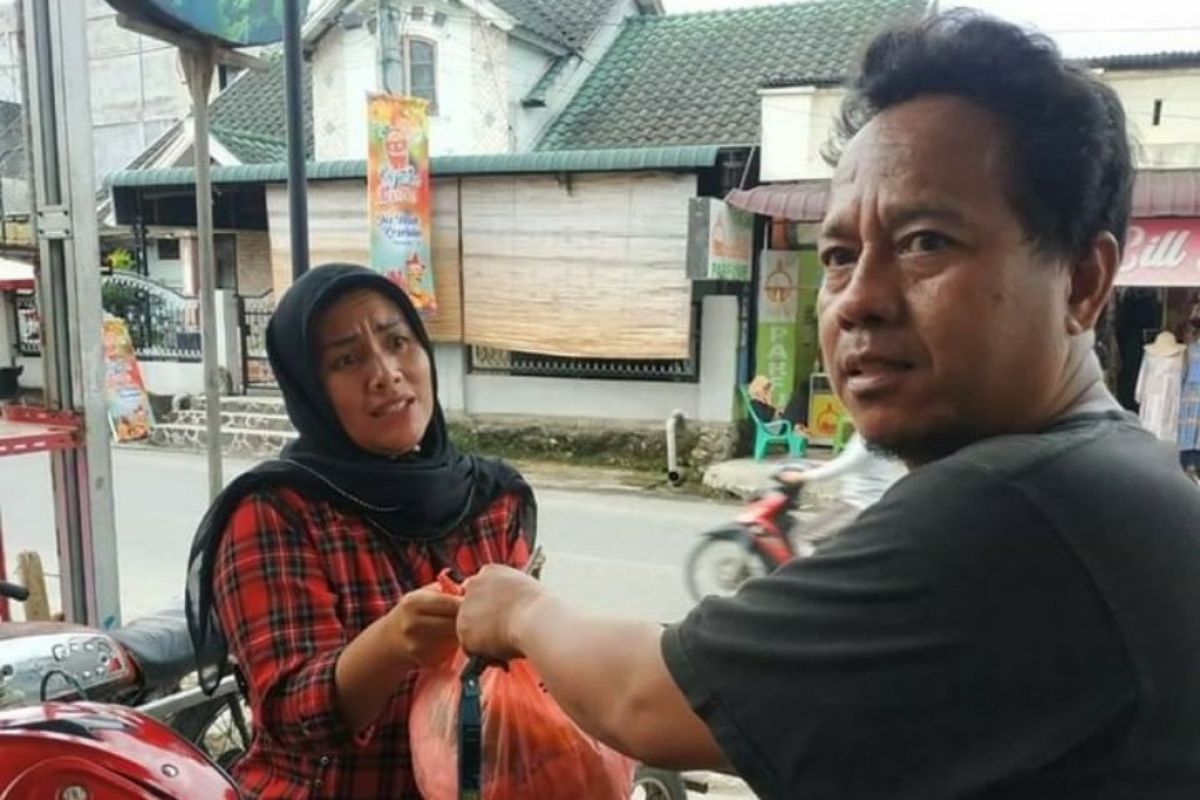 Menit Pemkab Labuhanbatu bagikan bahan pangan