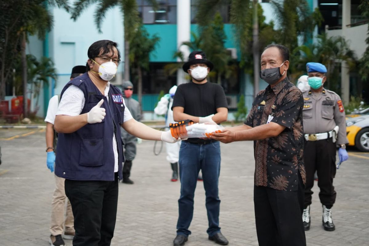 Satgas IDI-FTI UMI  Makassar lakukan penyemprotan disinfektasi di rumah sakit