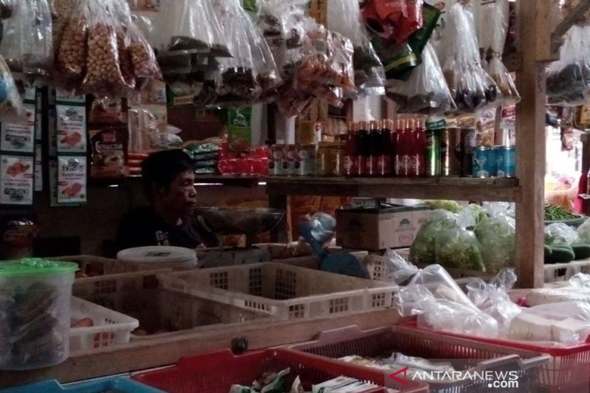 Pasar tradisional Penajam Paser Utara sepi pembeli saat Ramadhan