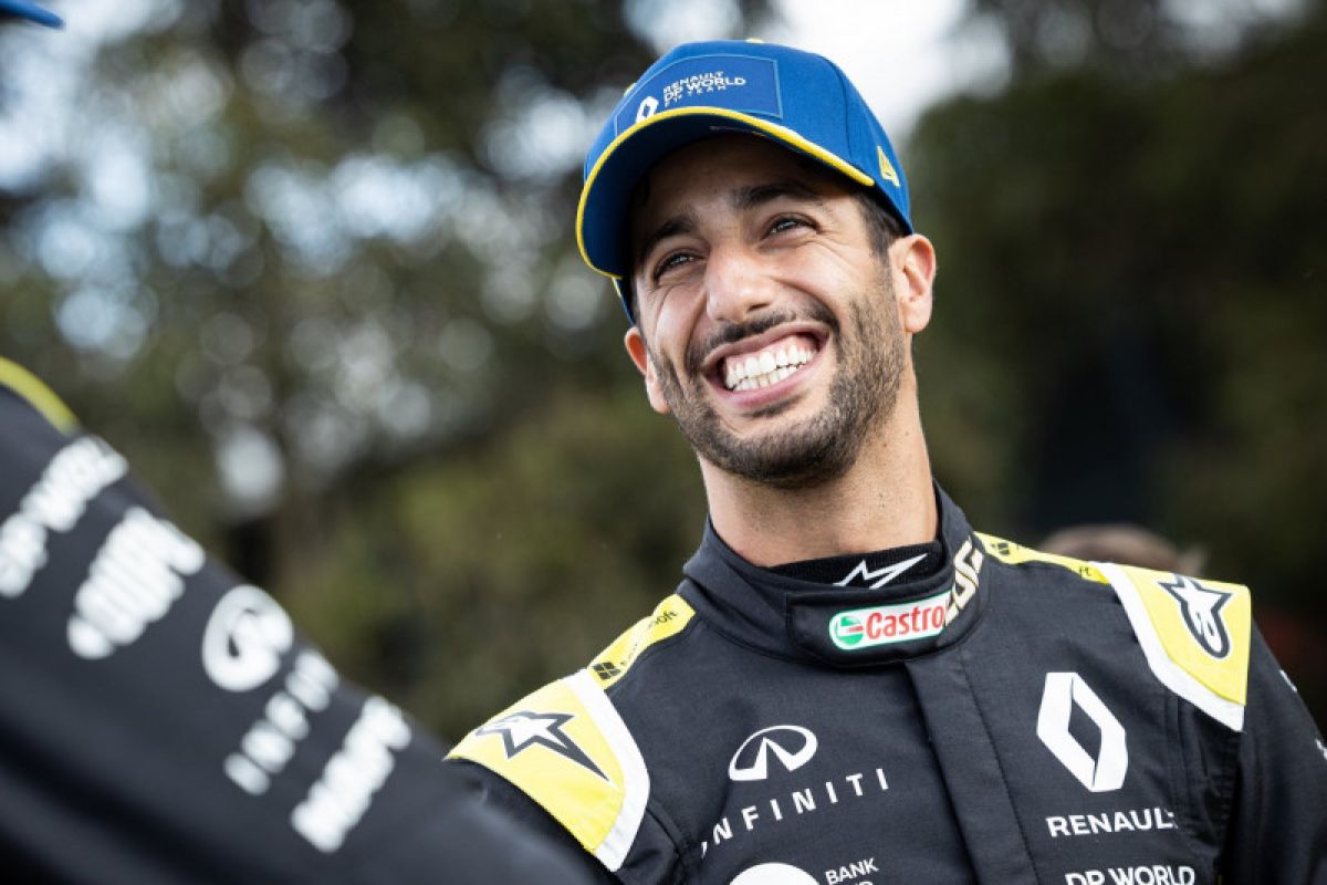 Menguji mobil Renault 2018, pembalap Ricciardo dapat gambaran progres tahun ini