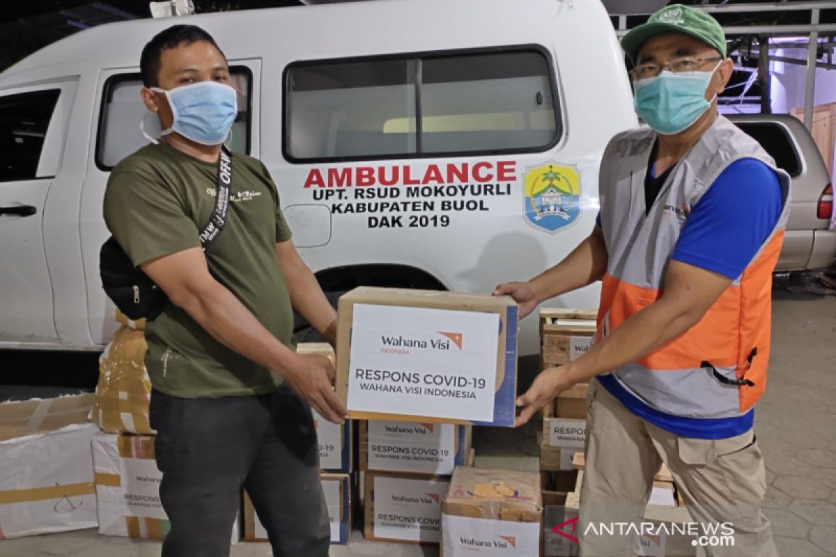 Wahana Visi Indonesia salurkan APD COVID-19  untuk tenaga medis di Buol