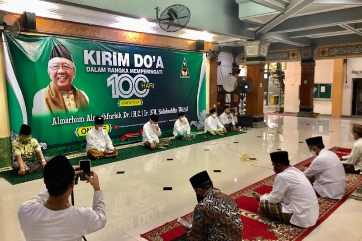 Ponpes Tebuireng peringati 100 hari wafatnya Gus Sholah secara daring