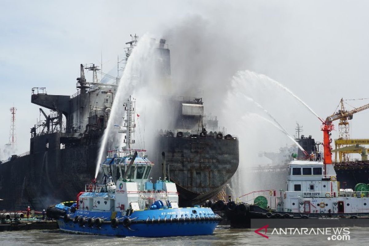 Ini dia kronologis kebakaran kapal tanker di Pelabuhan Belawan