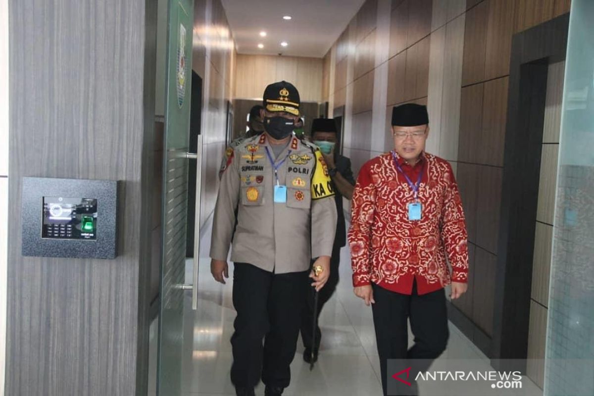 Hasil swab kedua mantan Kapolda Bengkulu negatif