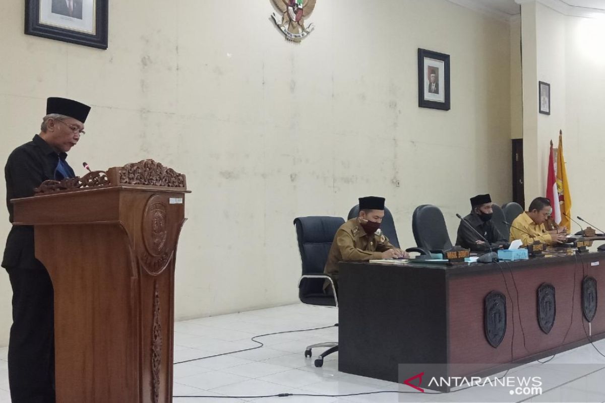 Bupati HST apresiasi pengesahan Raperda bea perolehan hak atas tanah dan bangunan