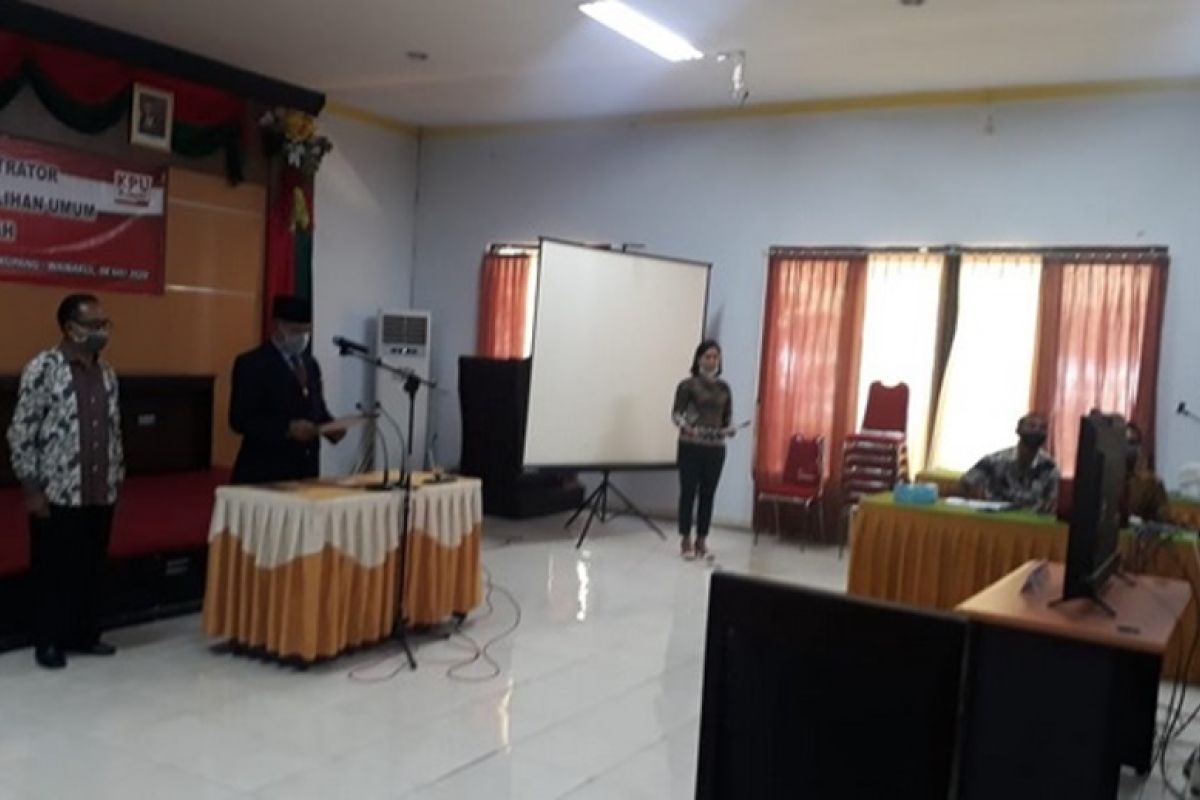 Pelantikan Sekretaris KPU Sumba Tengah dilakukan secara virtual