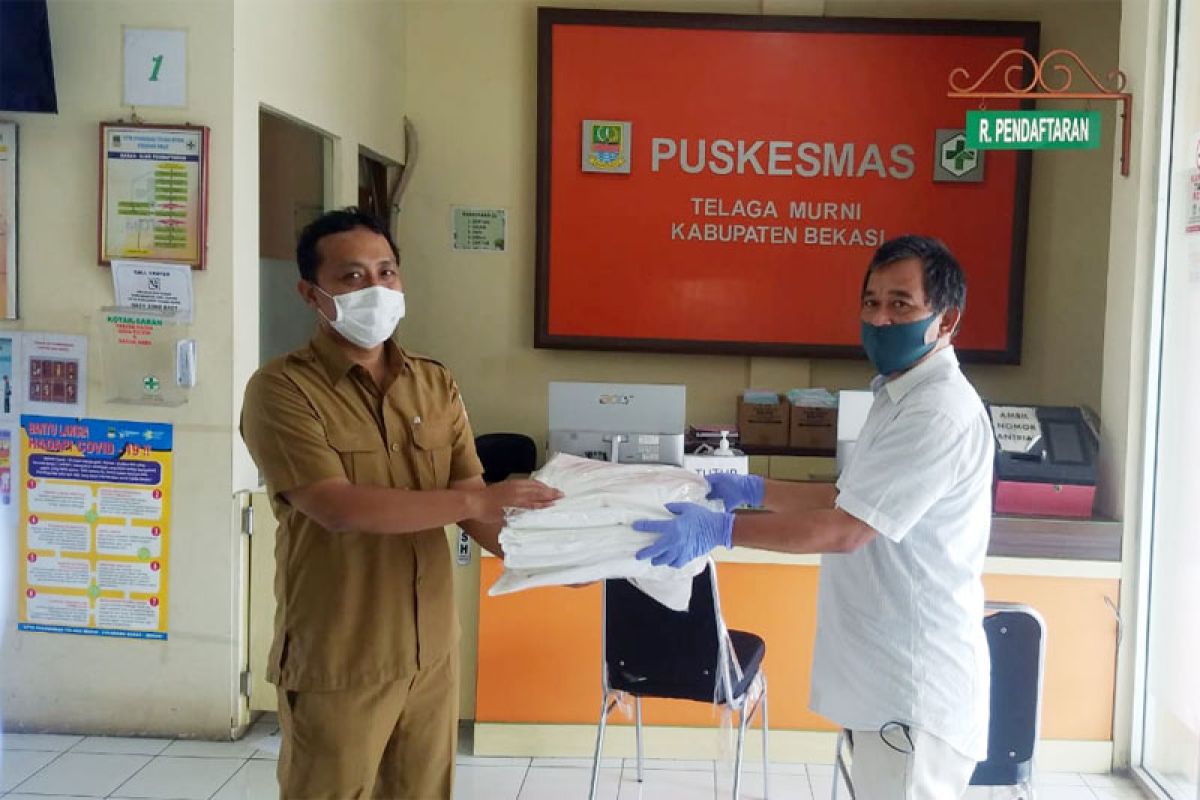 Ukhuwah 68 bantu APD ke sejumlah Puskesmas di Bekasi dan Tangerang