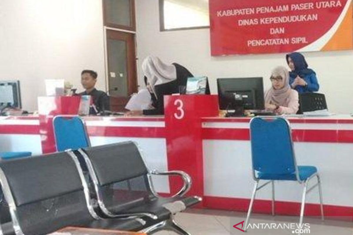 Ratusan penduduk Kabupaten Penajam masih pegang suket pengganti KTP elektronik