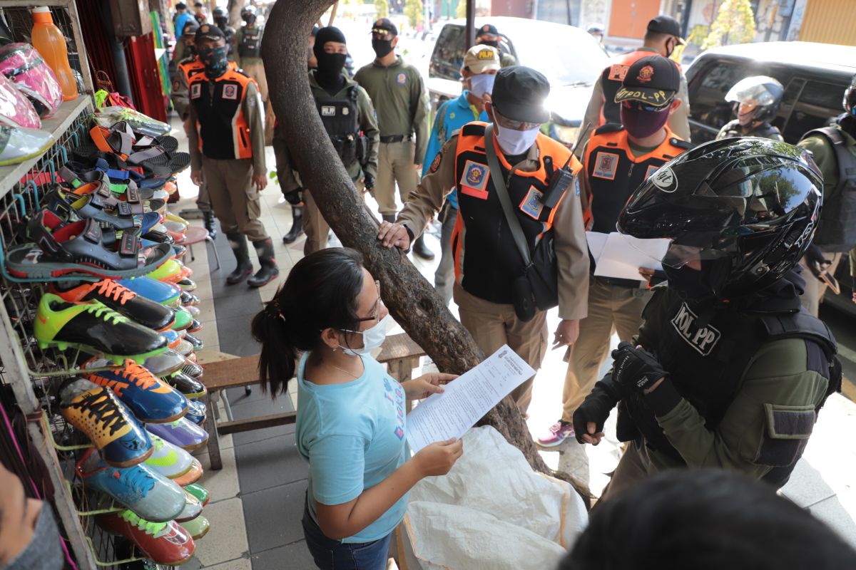 Cara khusus Surabaya agar masyarakat taat aturan PSBB