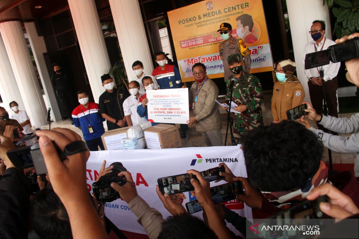 Pertamina Salurkan Bantuan Hingga Rp2 Miliar untuk Lawan COVID-19