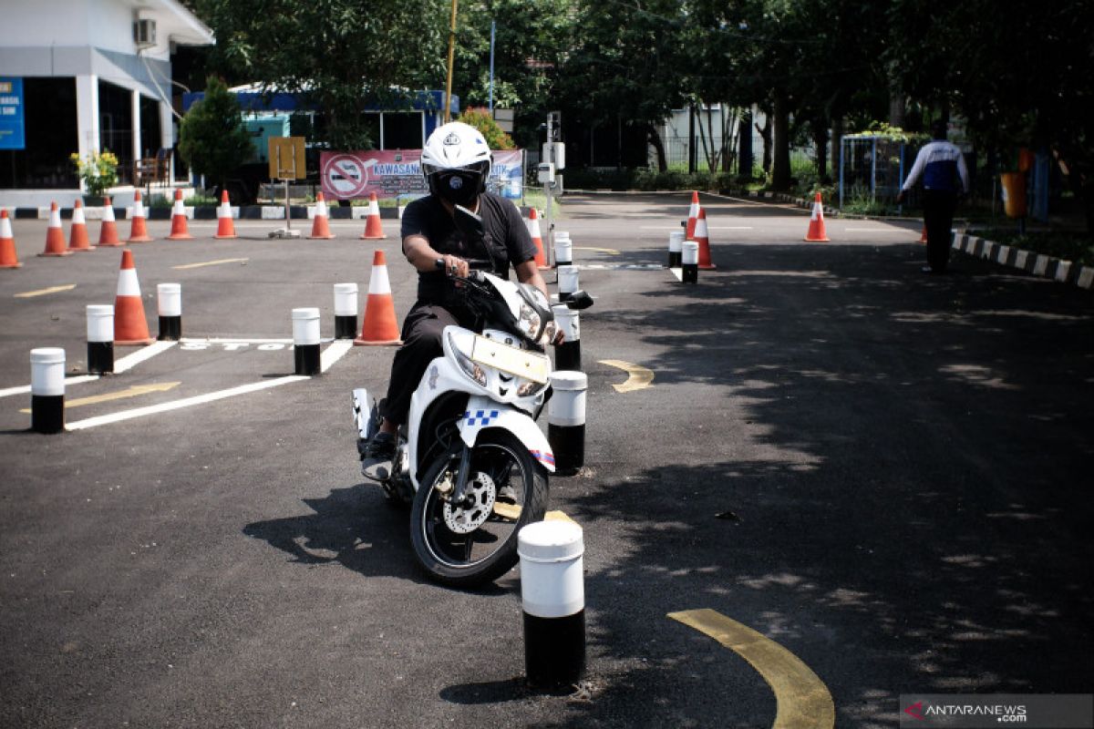 Pelayanan SIM Keliling ada di empat lokasi pada Senin ini