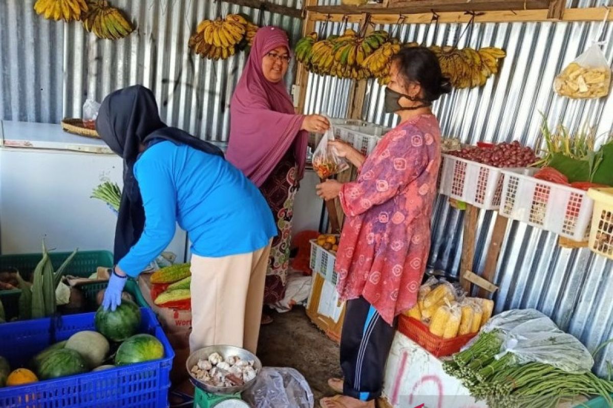 Pedagang sembako di Jayawijaya mulai berjualan secara daring