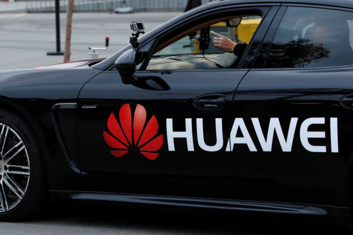 Huawei gandeng VW garap teknologi mobil berjaringan 4G
