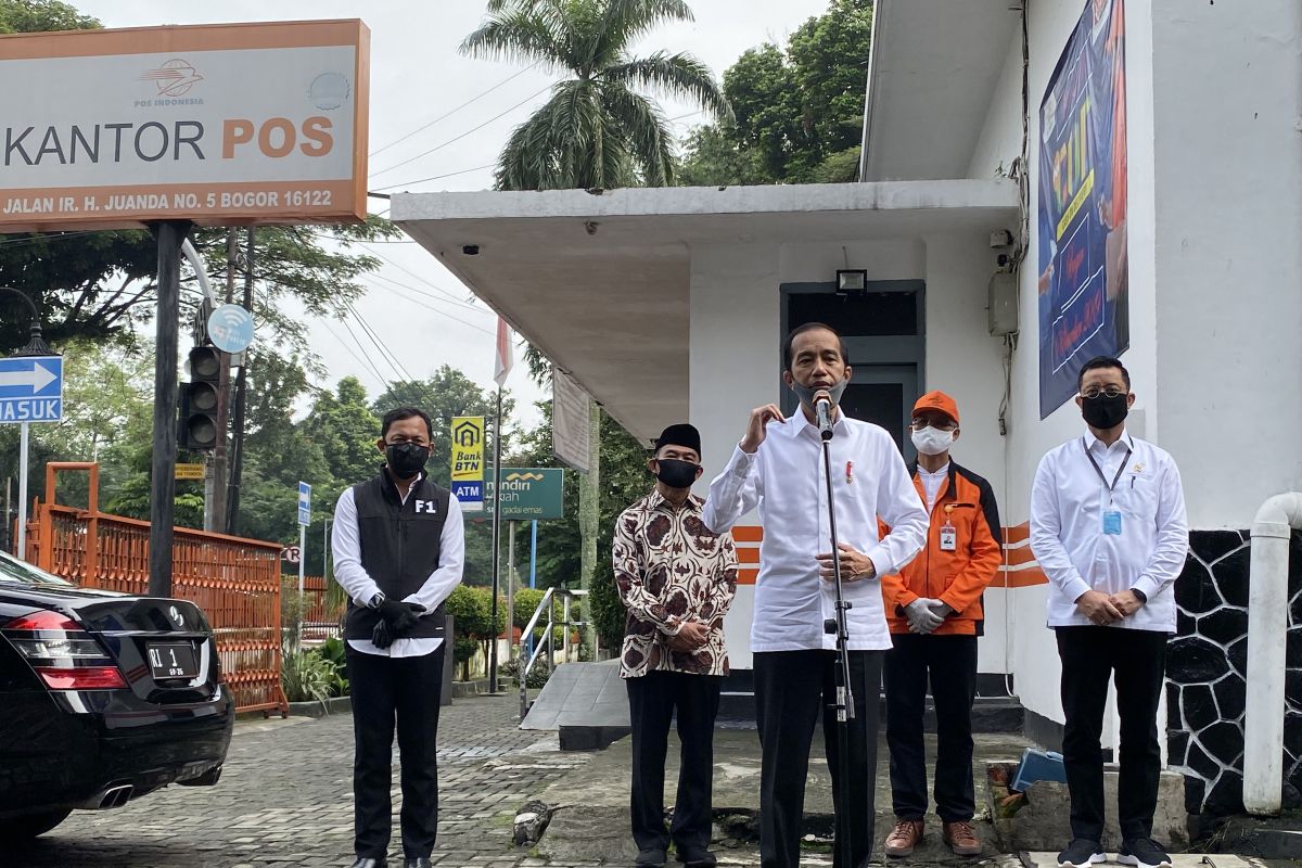 Jokowi nilai penyerahan tunai di Bogor berjalan baik