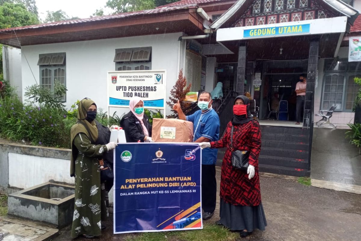 Tenaga medis di sejumlah daerah terima bantuan alkes dari Lemhannas