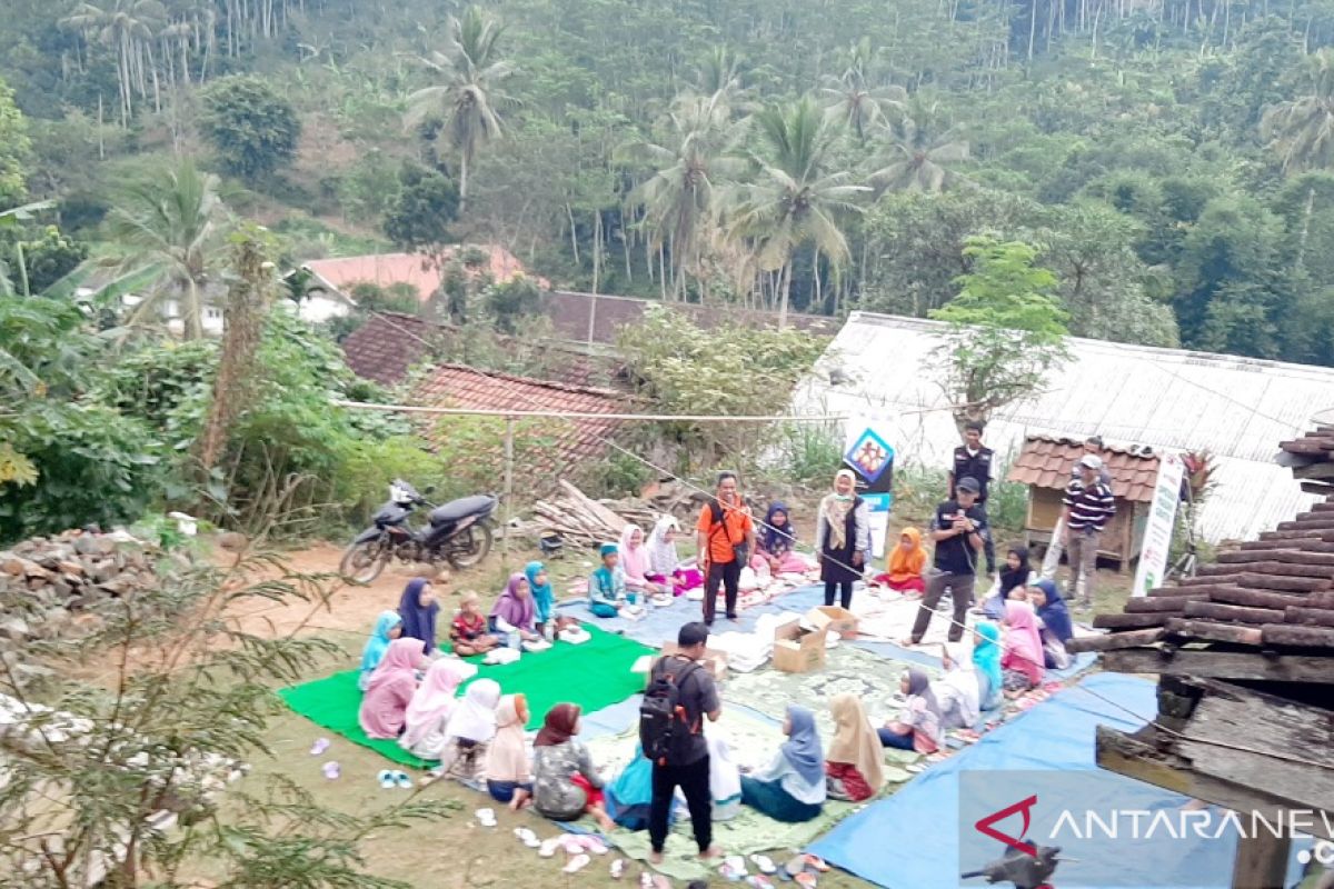 ACT-MRI Jember distribusikan paket pangan kepada warga pelosok desa