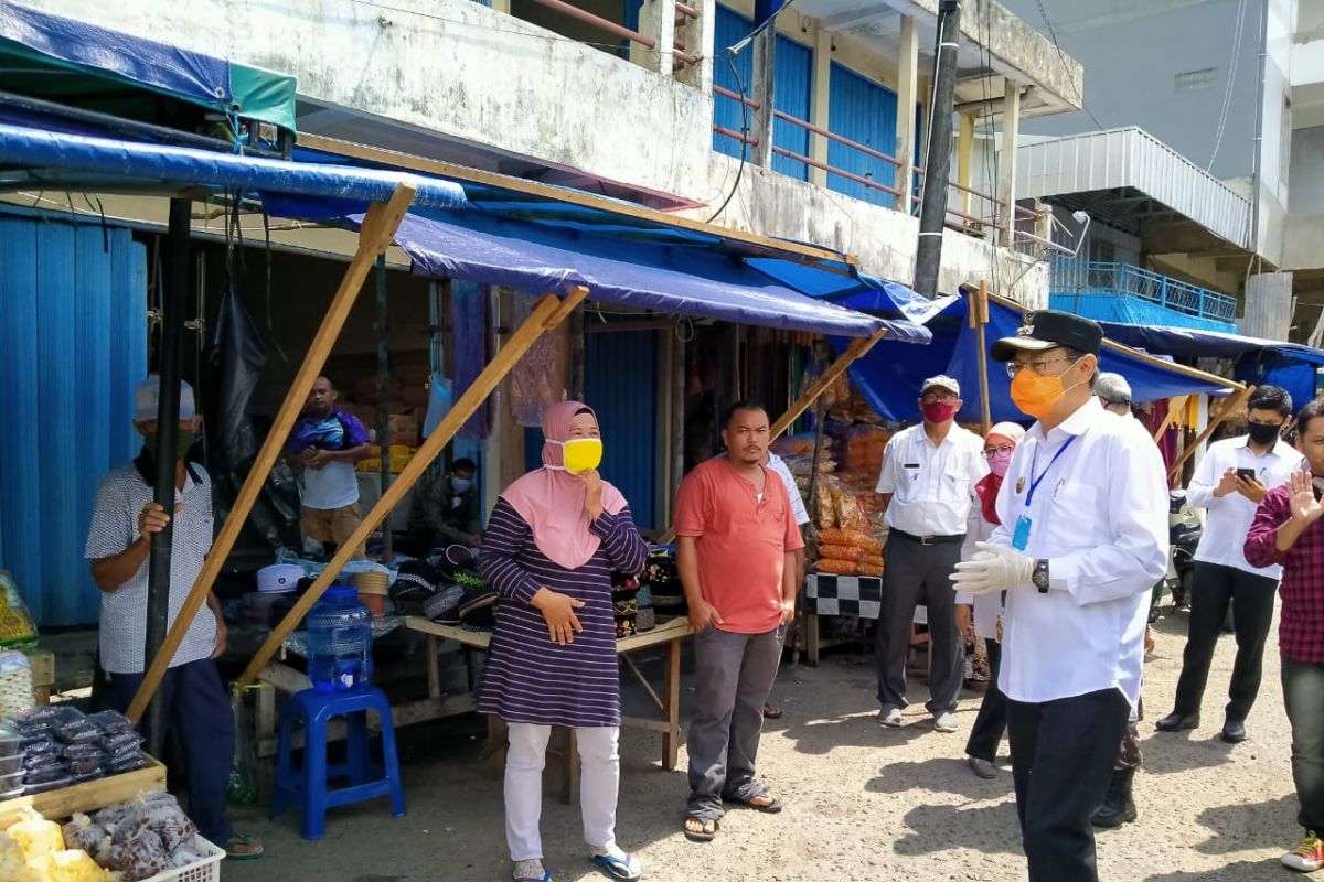 Pemkab Belitung minta pedagang kue Lebaran terapkan protokol kesehatan