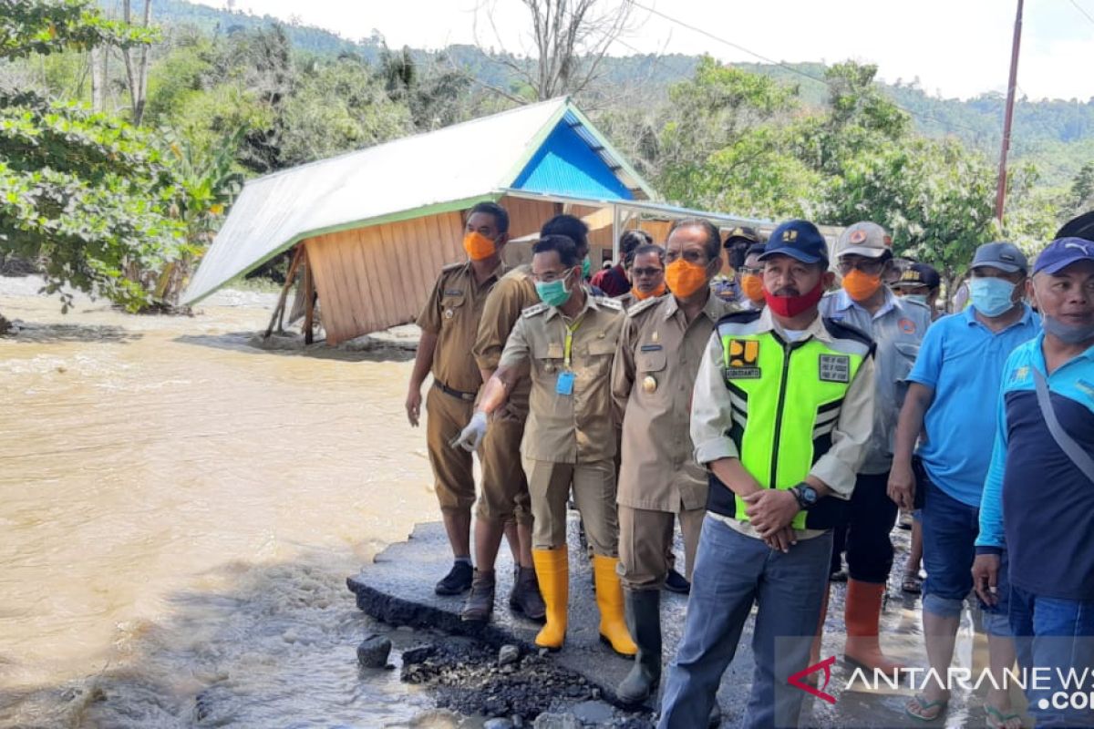 Pemkab Sigi:  Warga cegah banjir-longsor dengan lestarikan hutan