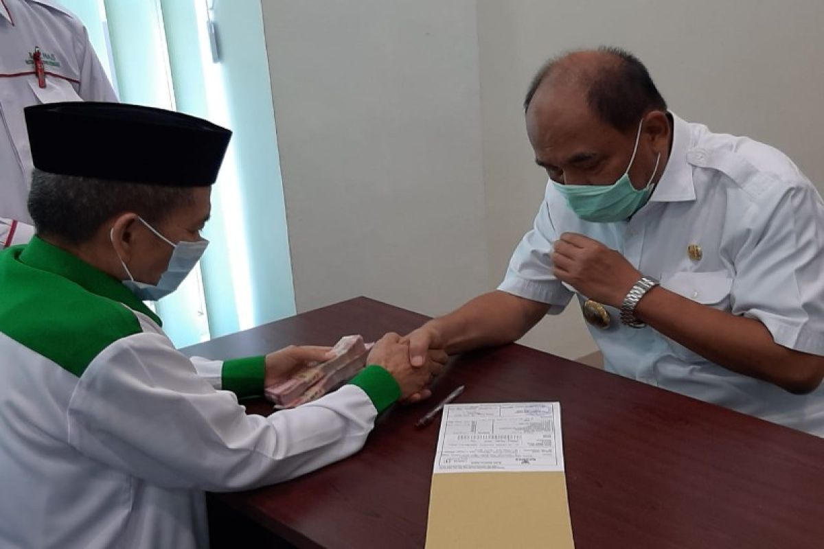 Wali kota serahkan zakat ke Baznas Tebing Tinggi