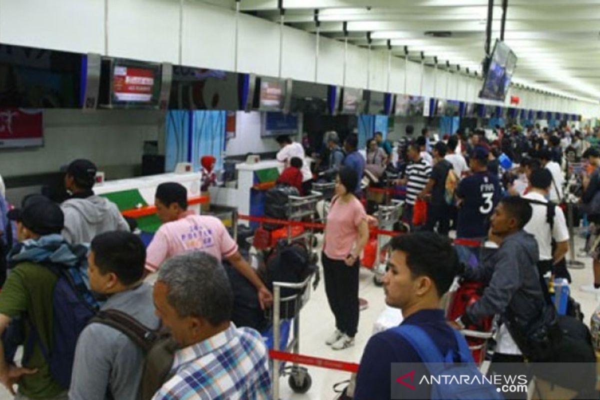 Angkasa Pura II ungkap penyebab penumpang membeludak di Bandara Soetta