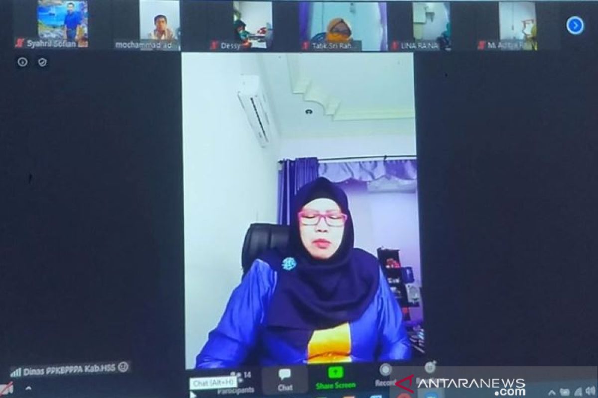 Virtual meeting, Kadis PPKBPPPA HSS ingatkan tetap waspada COVID-19