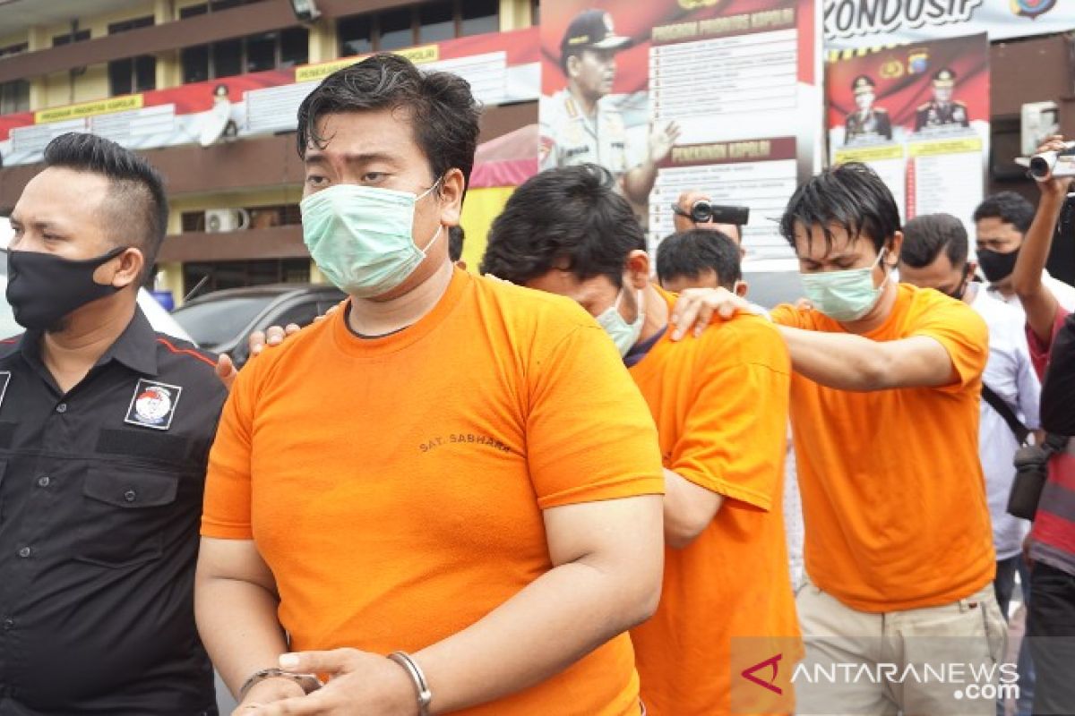 Polisi tangkap ketua geng motor Ezto penyerang perumahan guru di Medan