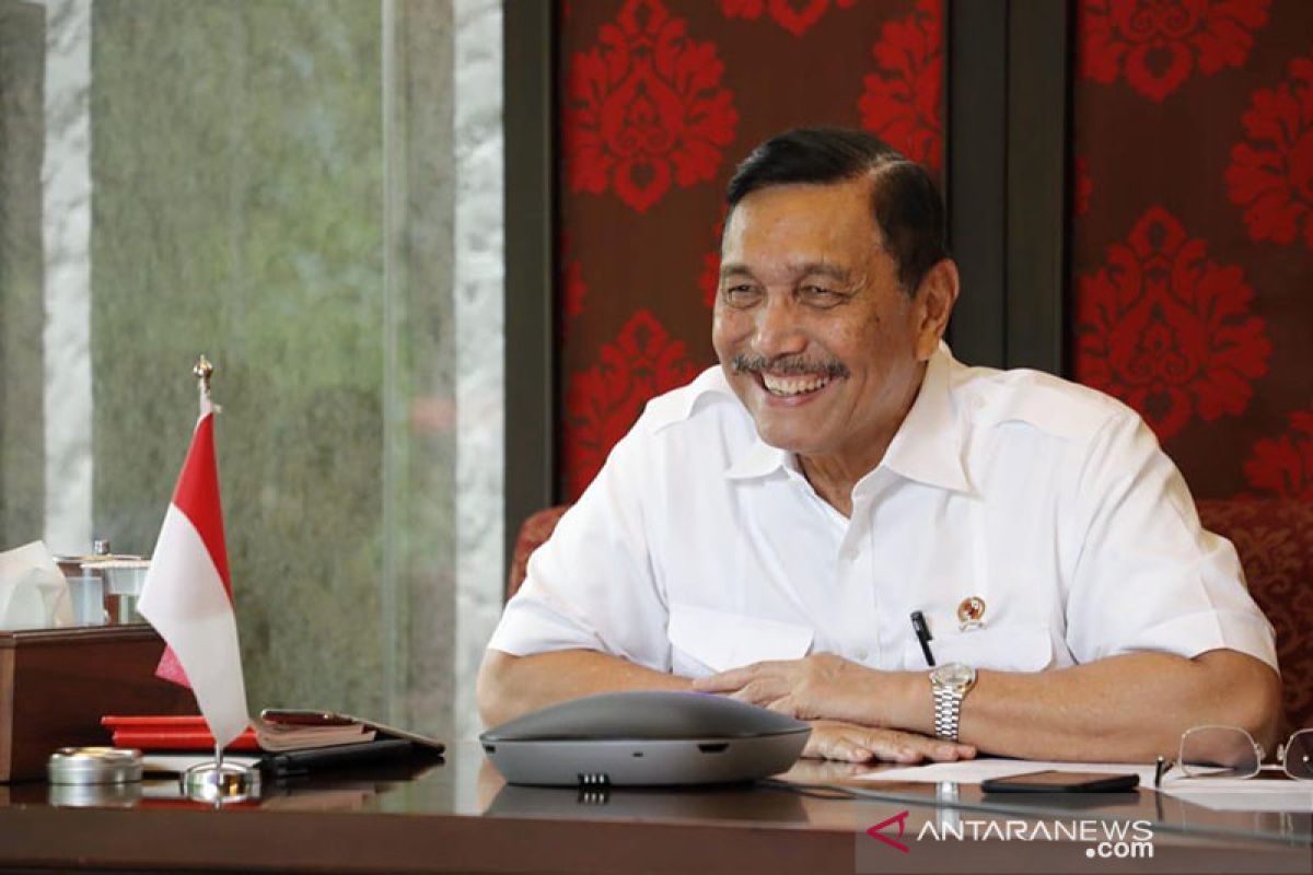 Luhut tegaskan tak punya akun Twitter