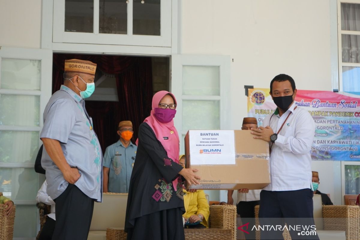 BUMN serahkan bantuan APD-sembako ke Pemprov Gorontalo