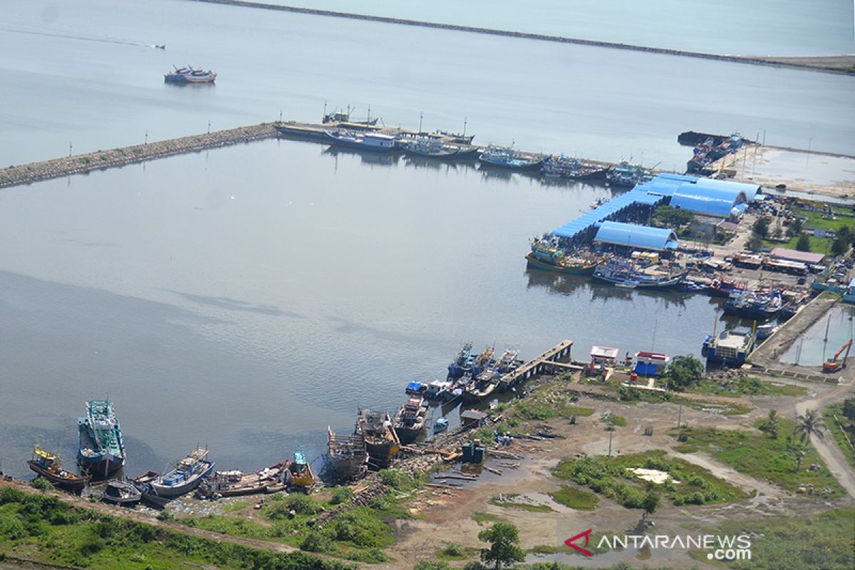 Nelayan terdampak cuaca buruk