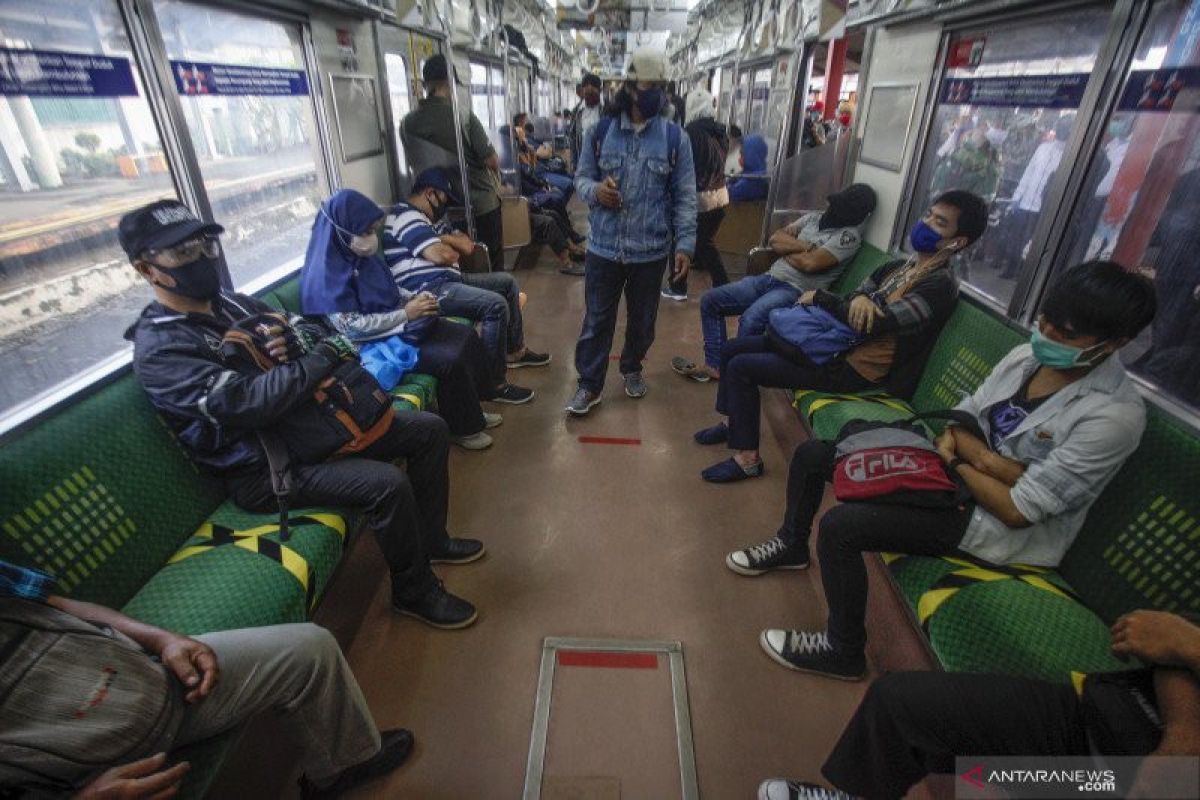 KRL beroperasi terbatas saat Lebaran