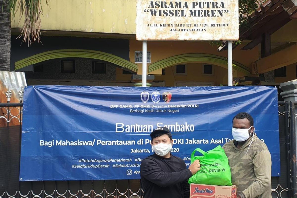 Bareskrim gandeng organisasi kepemudaan salurkan bantuan kepada mahasiswa asal Papua