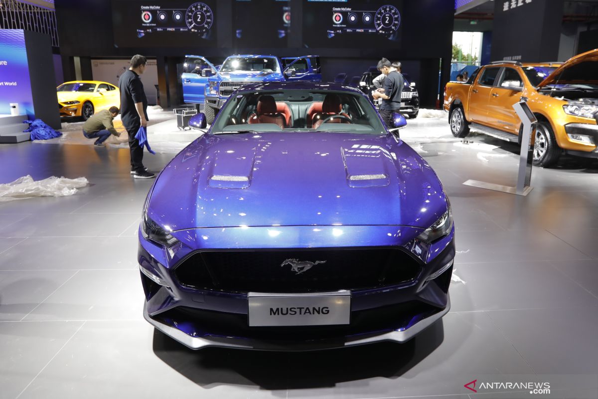 Ford tarik kembali Mustang karena masalah lampu indikator transmisi