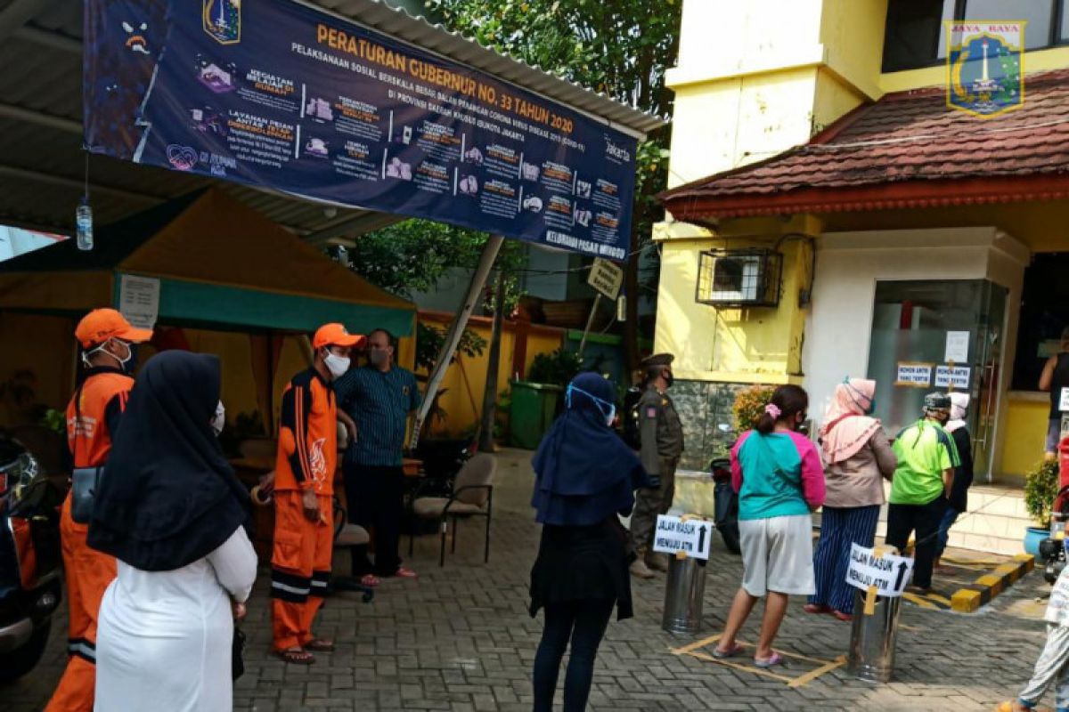 Jaksel antisipasi kerumunan warga di ATM Bank DKI