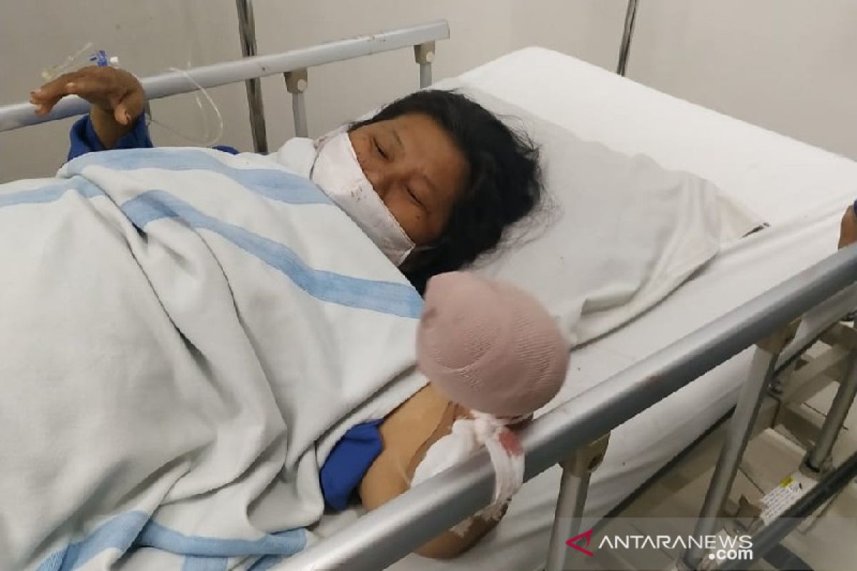 Ibu ini rela potong jari sendiri dan mengaku dibegal