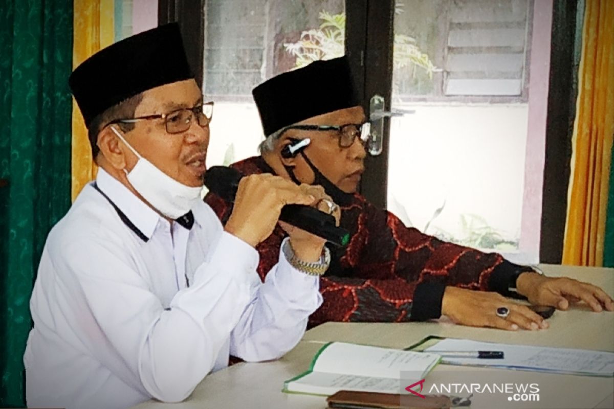 Masyarakat dianjurkan bayar zakat lebih awal membantu warga terdampak COVID-19