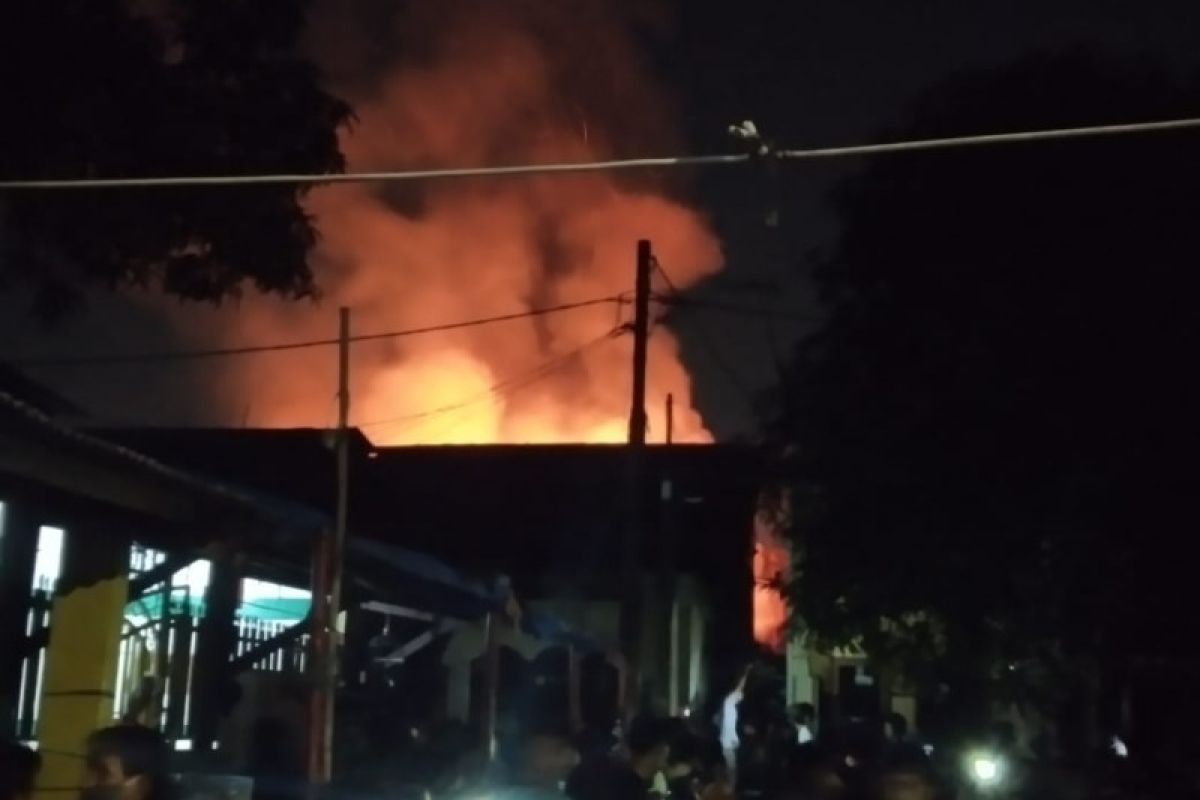 Gas elpiji bocor hanguskan sejumalh rumah di Jakarta