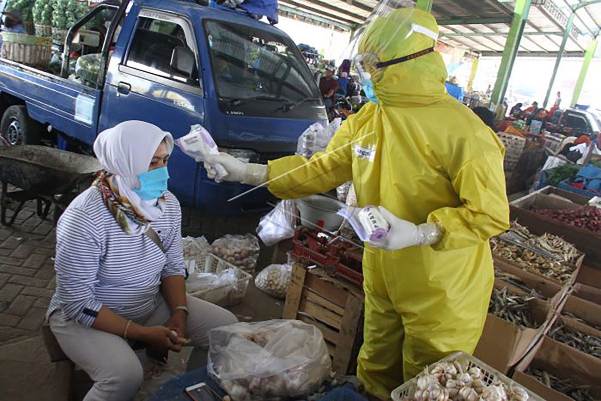 Hasil tes cepat pedagang Pasar Karangploso Malang nonreaktif